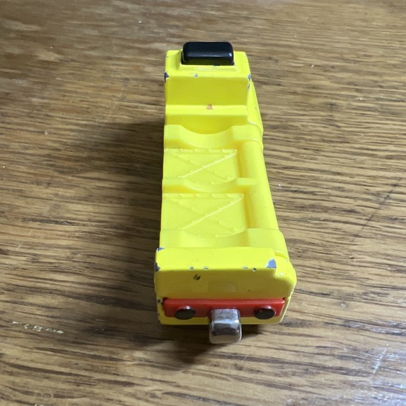 2003 Thomas & Friends Take Along N Play Train Sodor Orange Grove, Magnetic - Picture 4 of 6